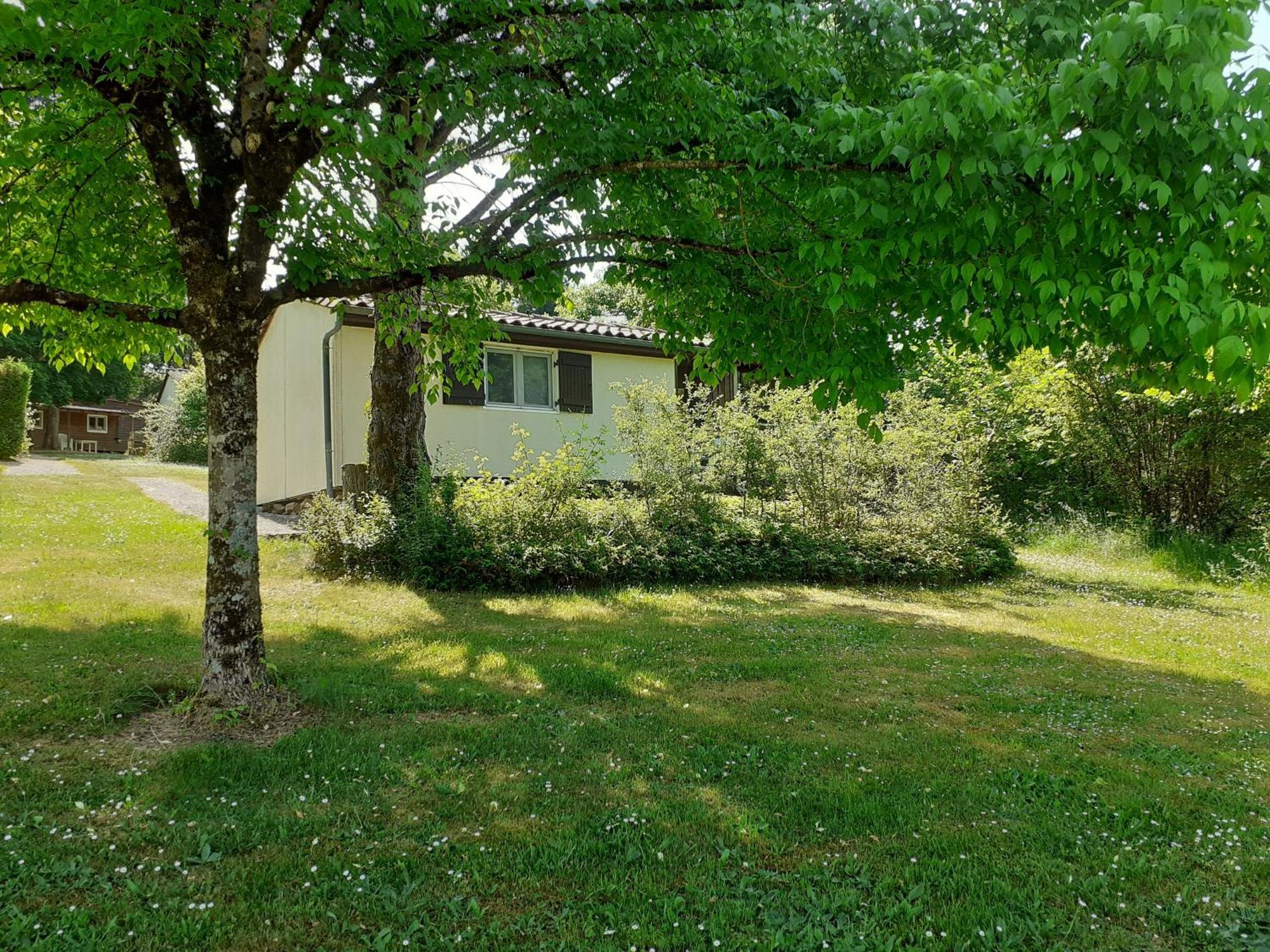 Camping Domaine Papillon Reyrevignes  Exterior foto